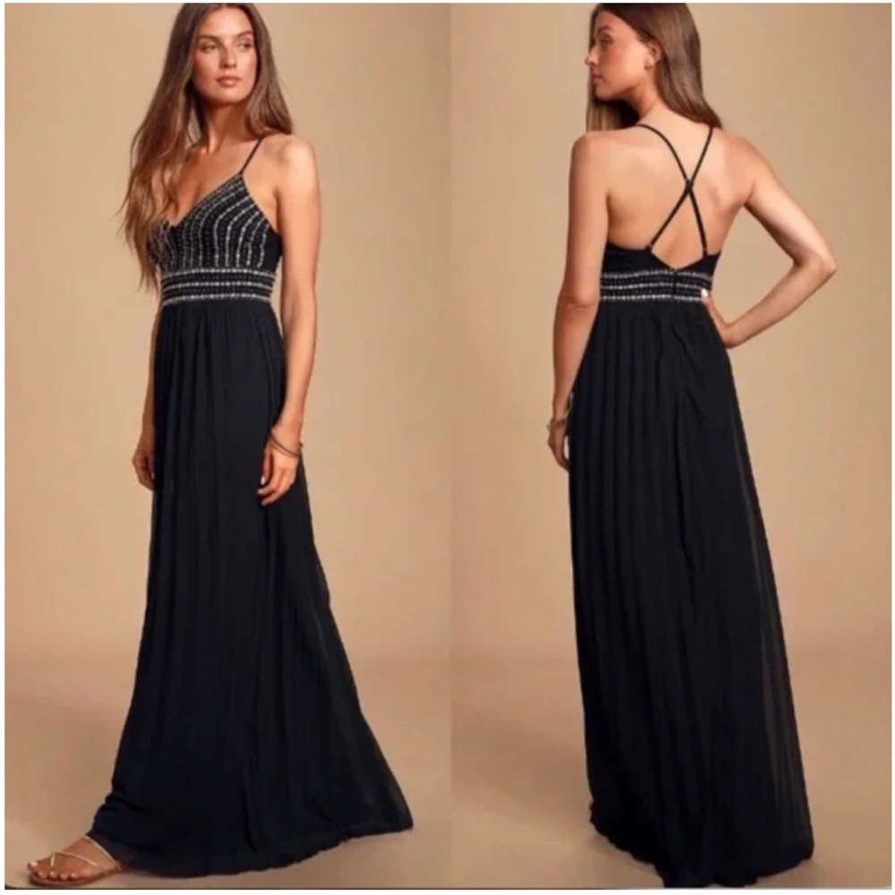 Lulu's Black Maxi Dress with Gold Accents Sz M NWT